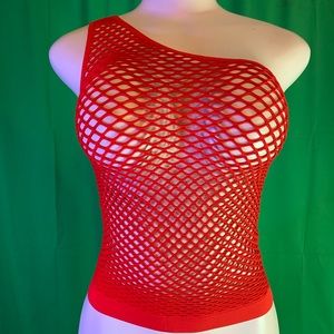 Red one shoulder netted shirt (reversible shoulder)
